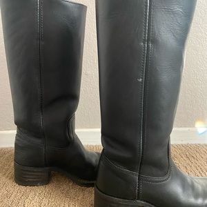Black Frye campus boots size 6.5 woman’s